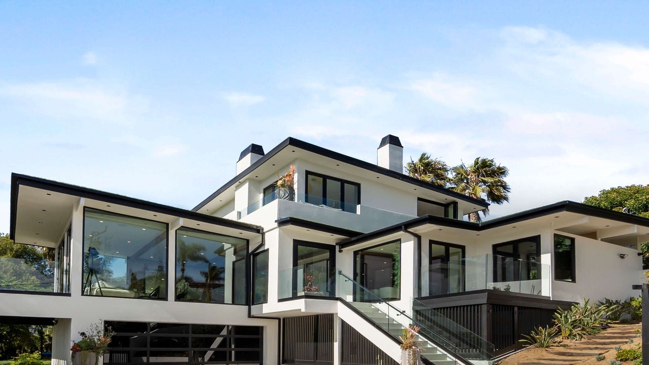 Photo of Others in Central Malibu