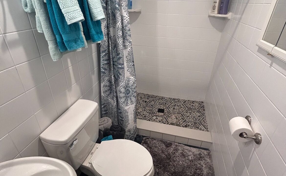 Photo of Bathroom in Earp