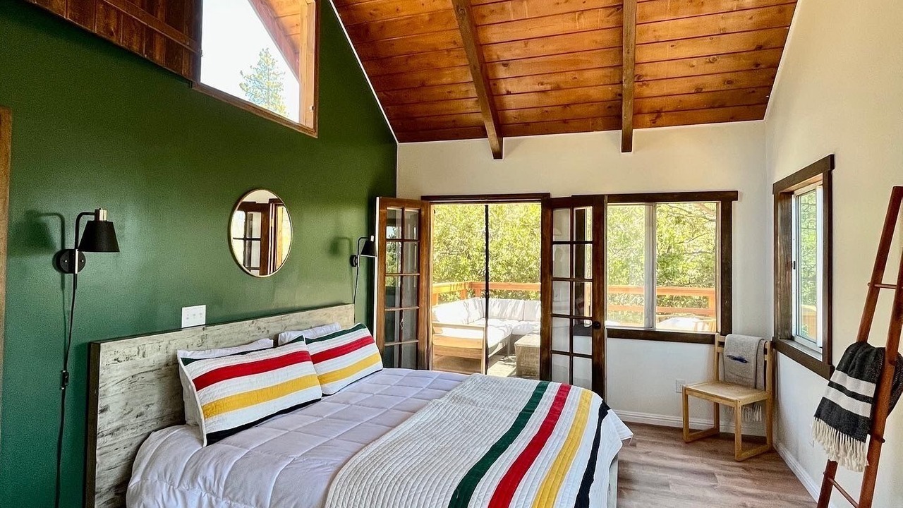 Photo of Bedroom in Idyllwild