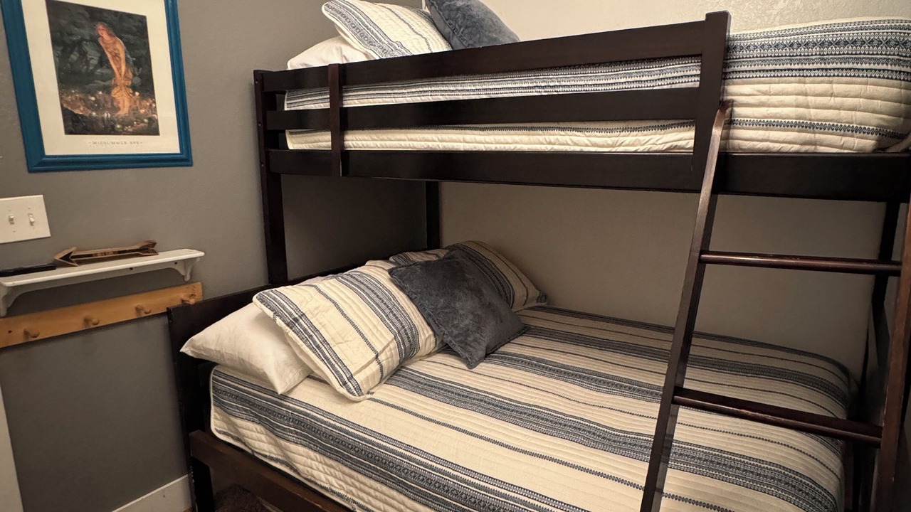 Photo of Bedroom in Parker Strip