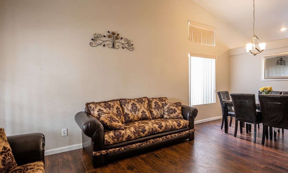 Photo of Livingroom in North Las Vegas