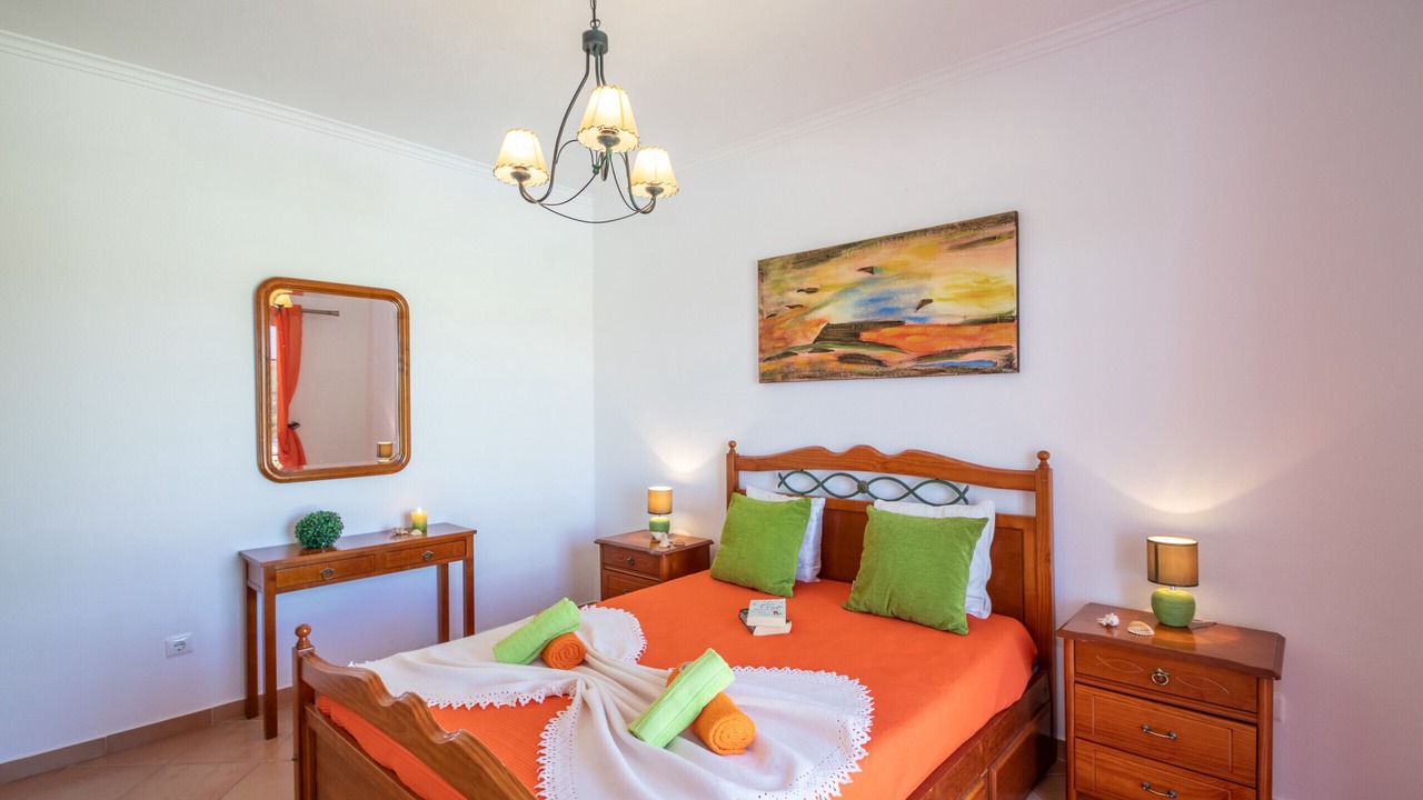 Photo of Bedroom in Monte Raposo