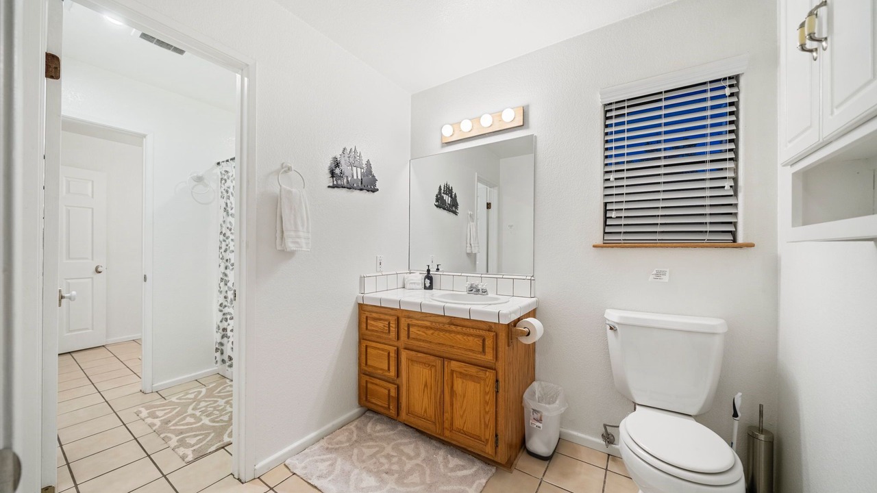 Photo of Bathroom in Idyllwild