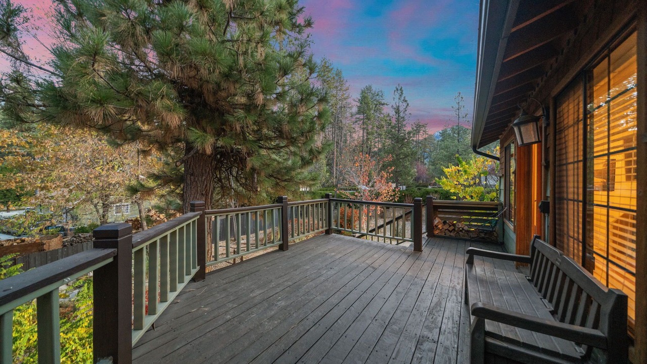 Photo of Patio Balcony in Idyllwild