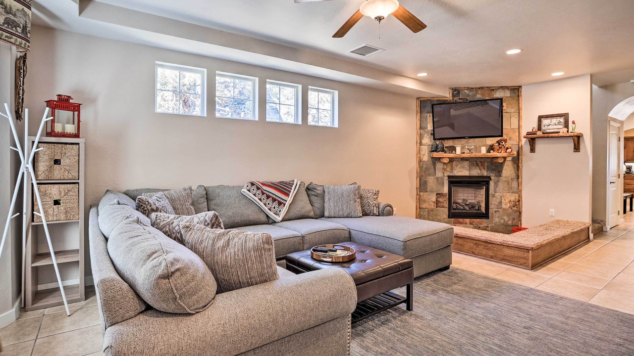 Photo of Livingroom in Big Bear City