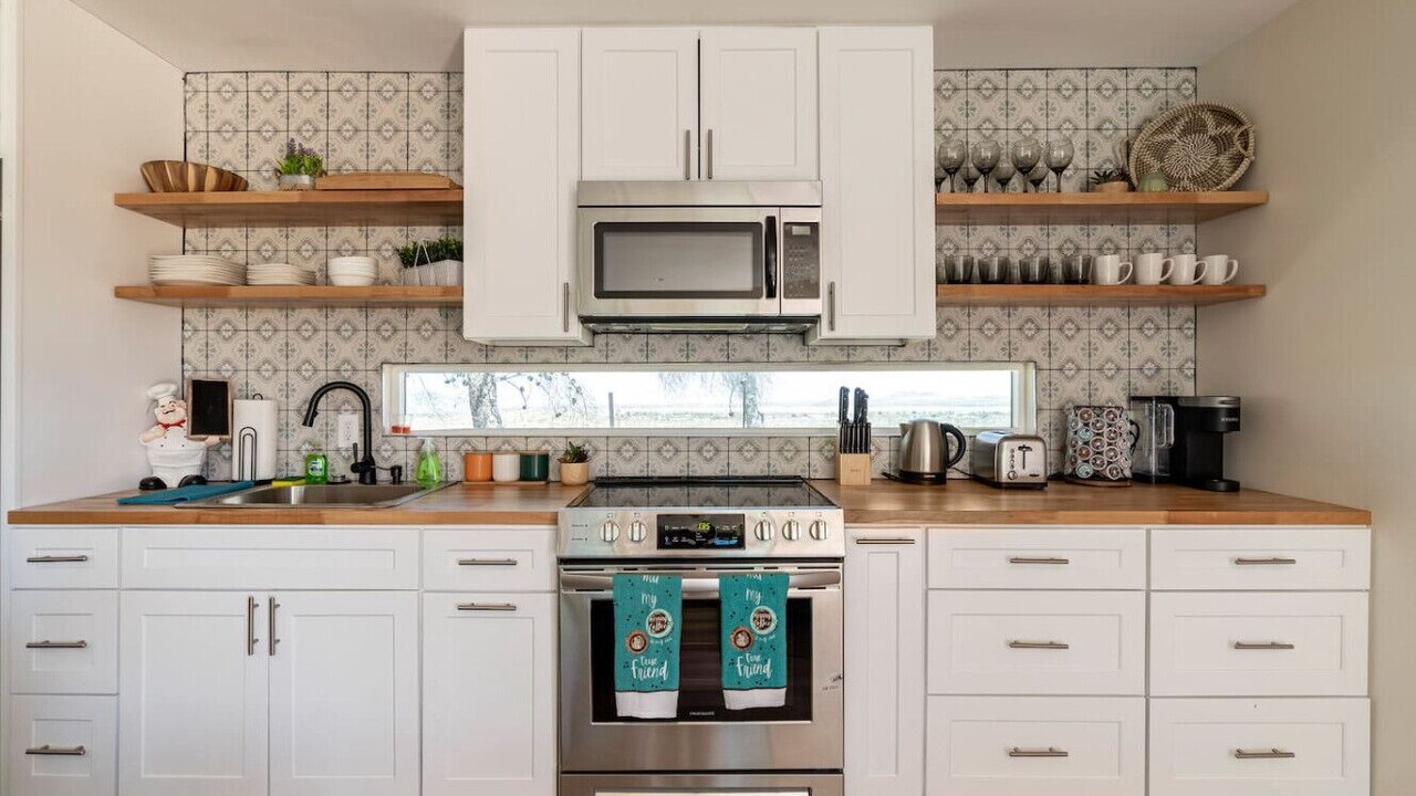 Photo of Kitchen in Landers