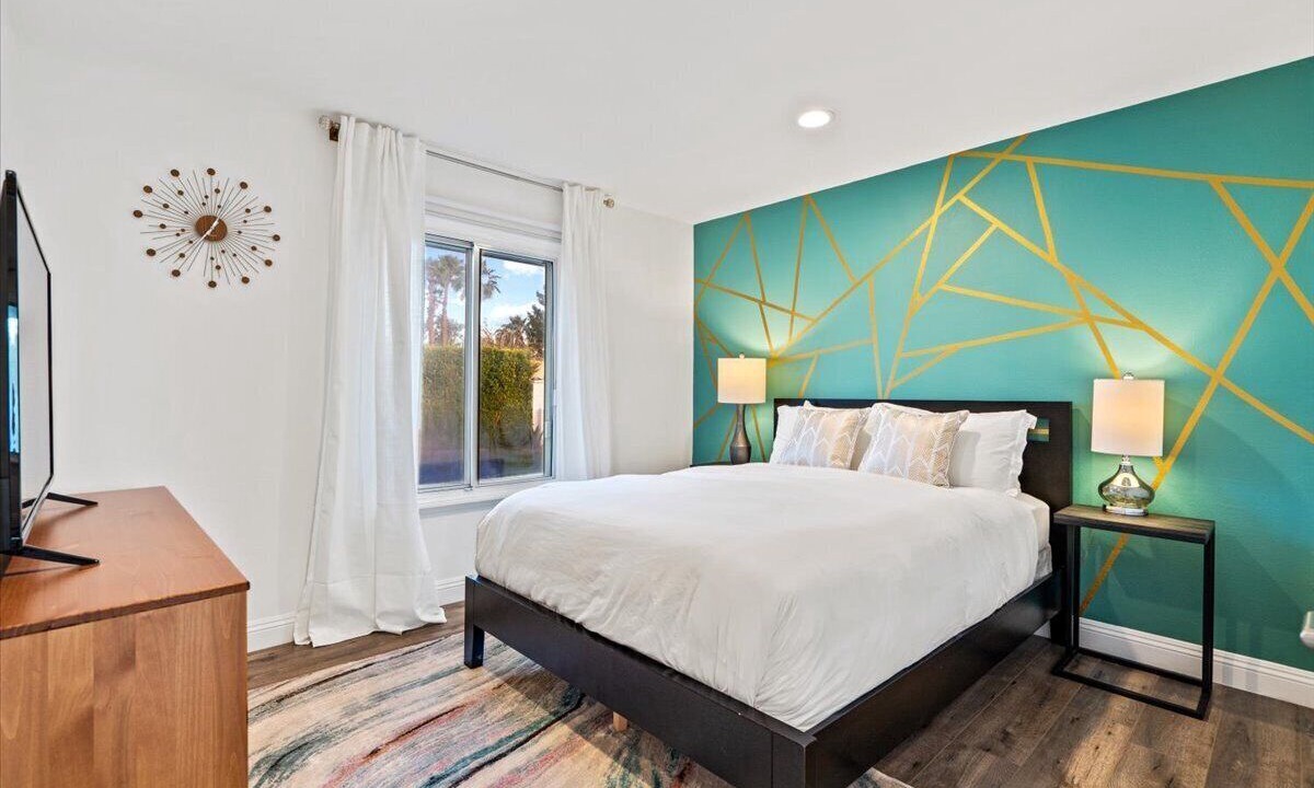 Photo of Bedroom in Racquet Club South