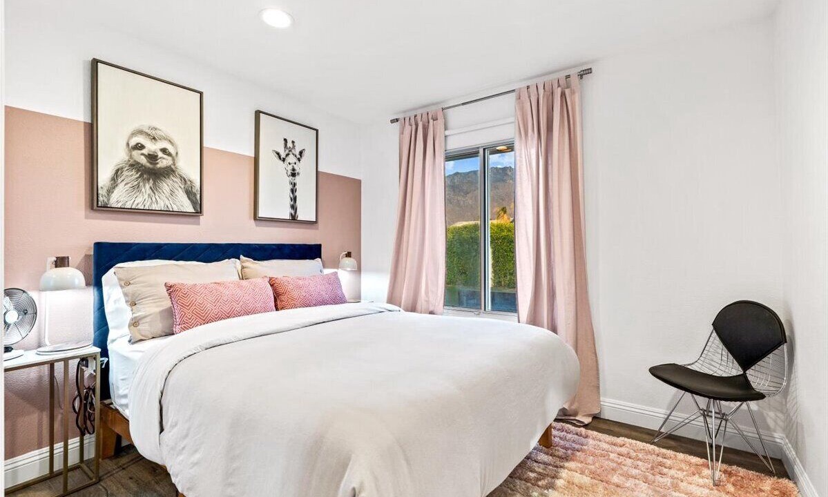 Photo of Bedroom in Racquet Club South