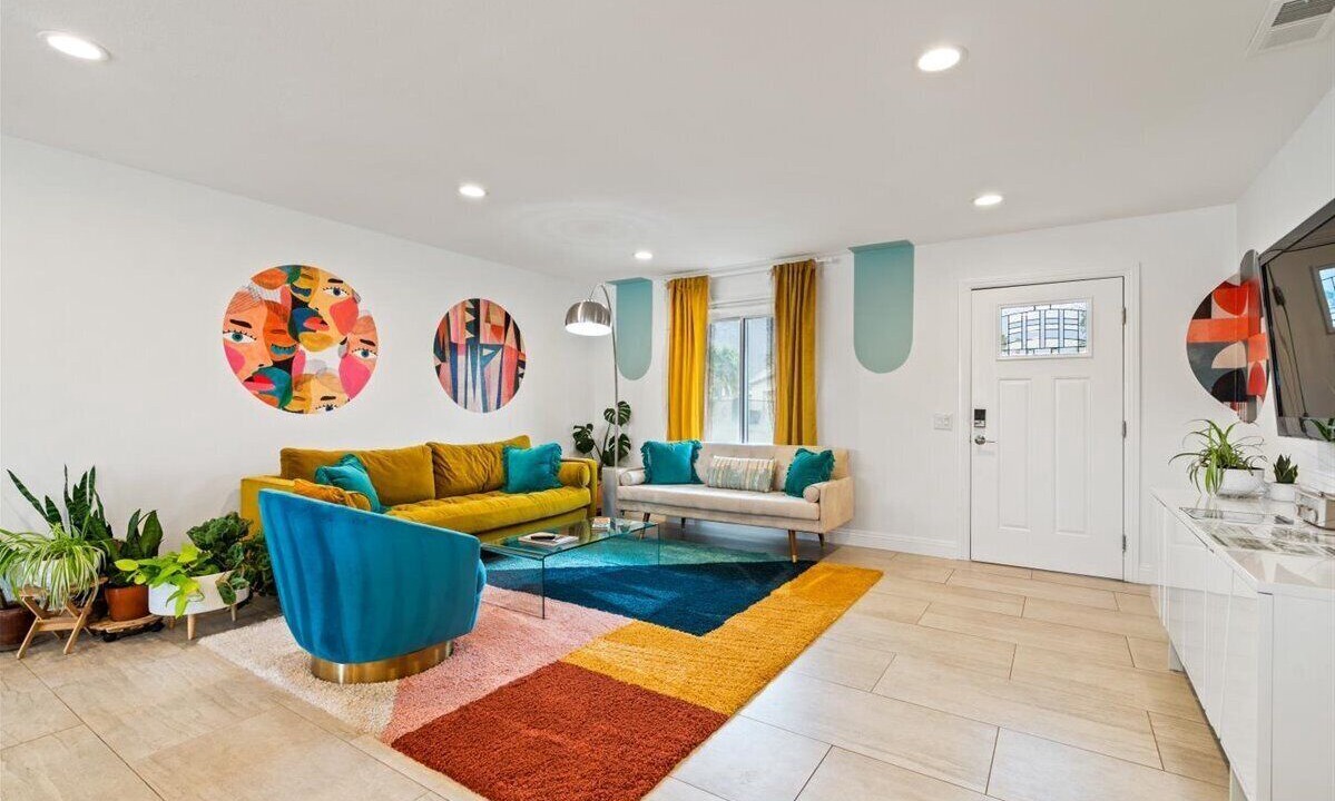 Photo of Livingroom in Racquet Club South