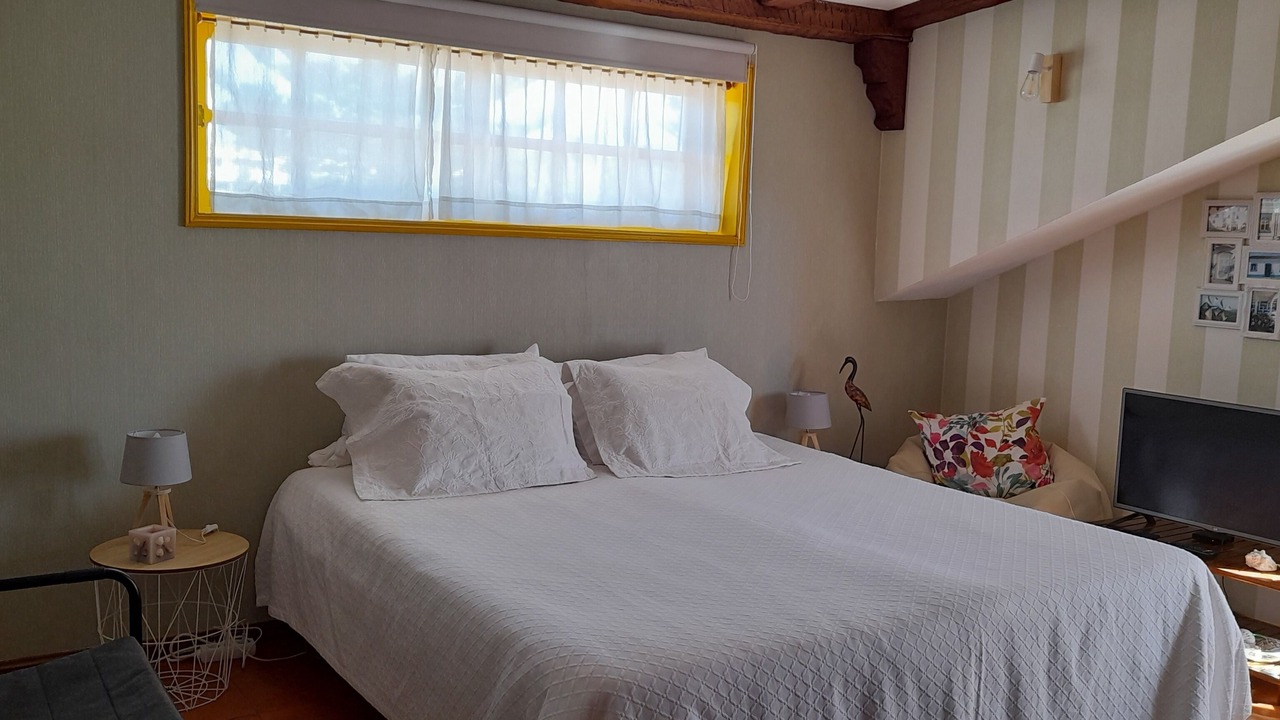 Photo of Bedroom in Esmoriz