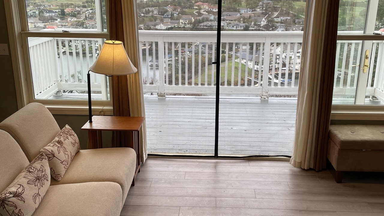 Photo of Livingroom in Copperopolis