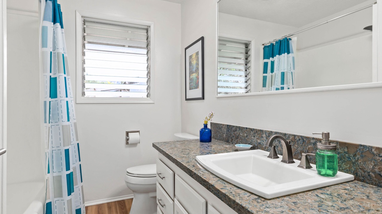 Photo of Bathroom in Waialua