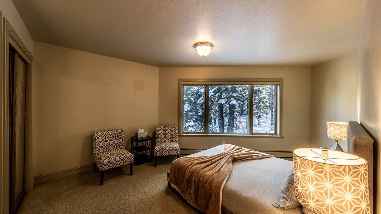 Photo of Bedroom in Lower Kingsbury