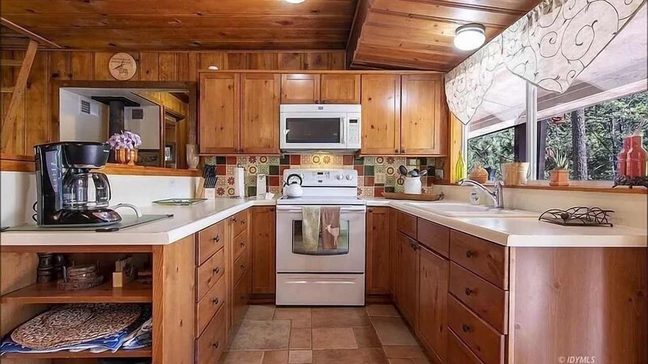 Photo of Kitchen in Idyllwild