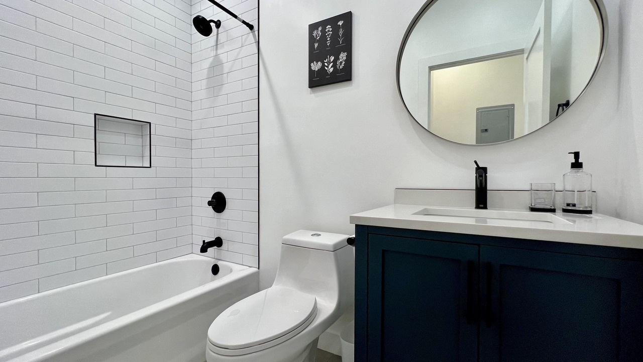 Photo of Bathroom in Los Angeles