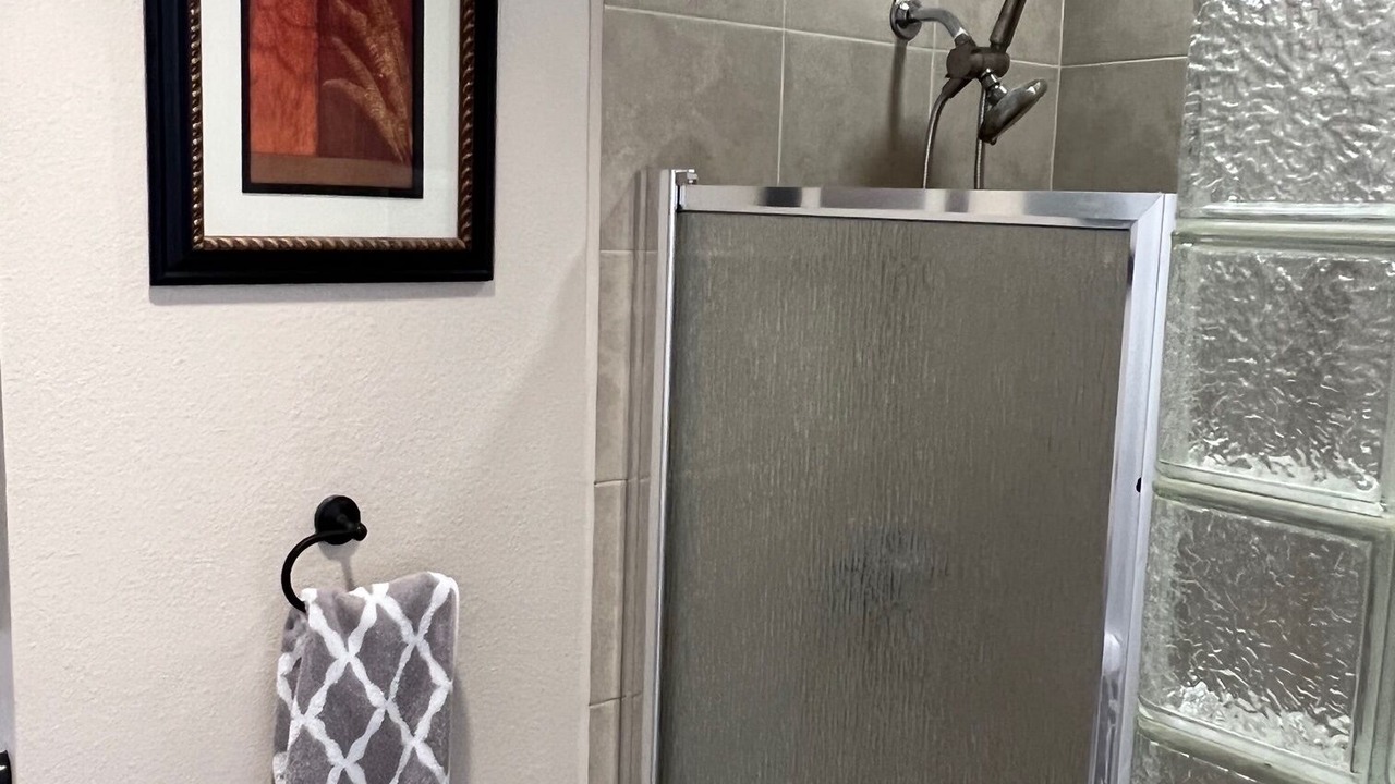 Photo of Bathroom in Sunrise Vista Chino