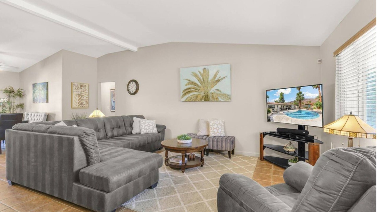 Photo of Livingroom in Sunrise Vista Chino