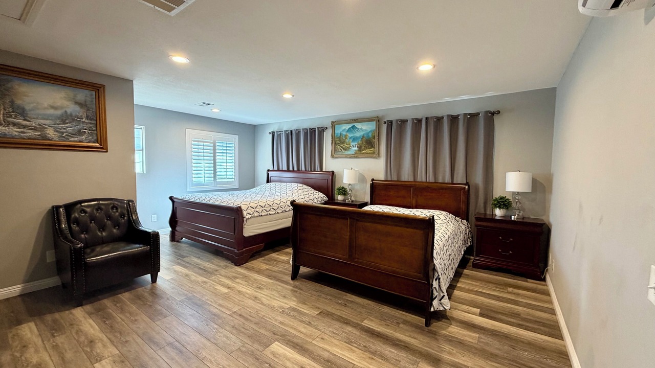 Photo of Bedroom in Lemon Grove