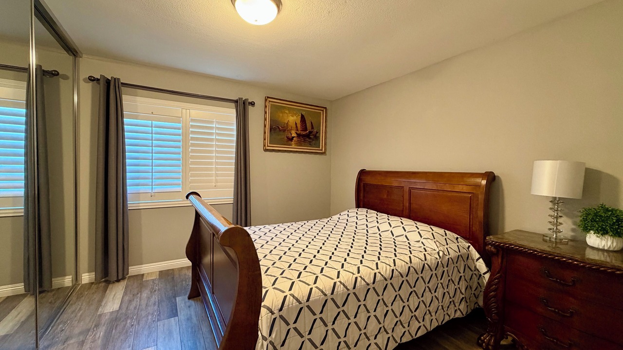 Photo of Bedroom in Lemon Grove