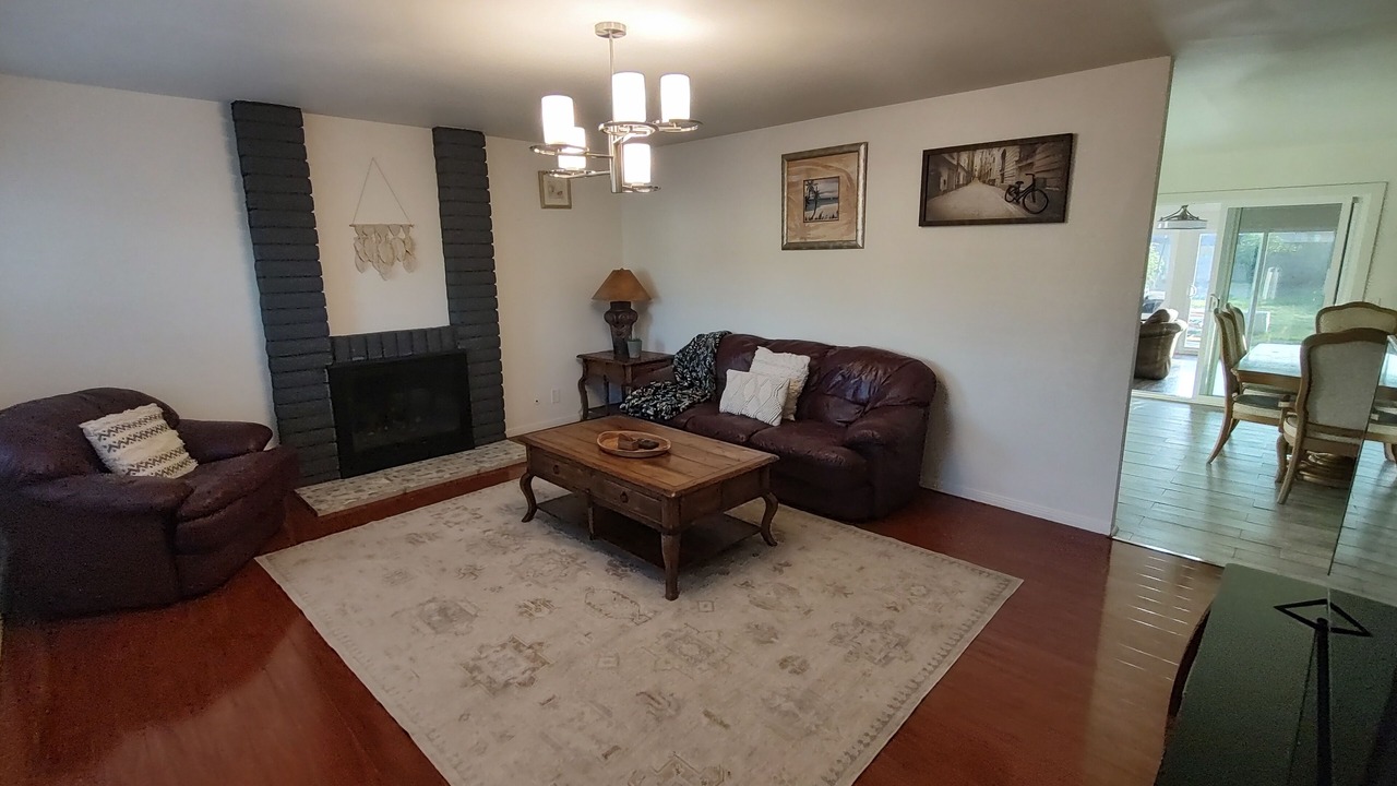 Photo of Livingroom in West Covina