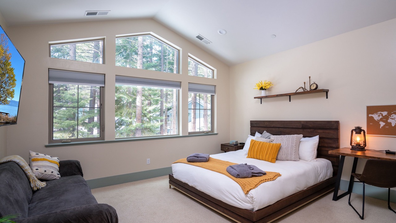 Photo of Bedroom in Pioneer Trail
