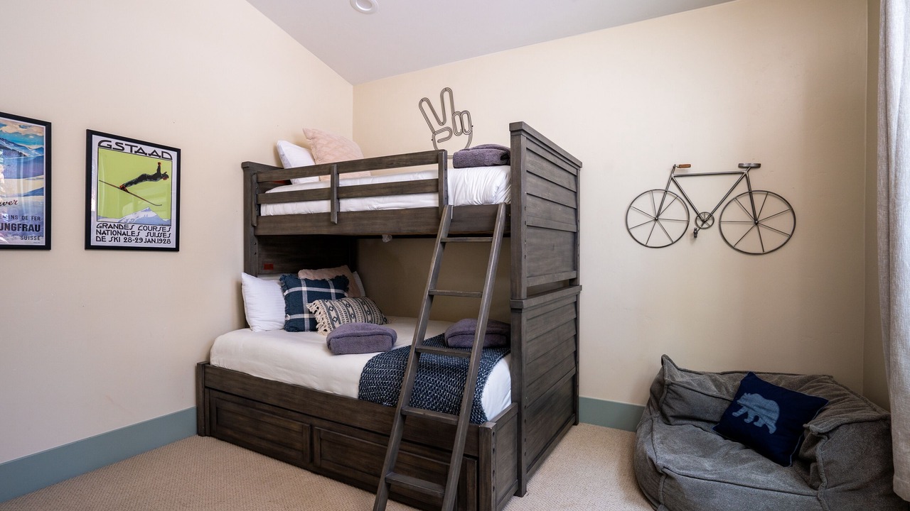 Photo of Bedroom in Pioneer Trail
