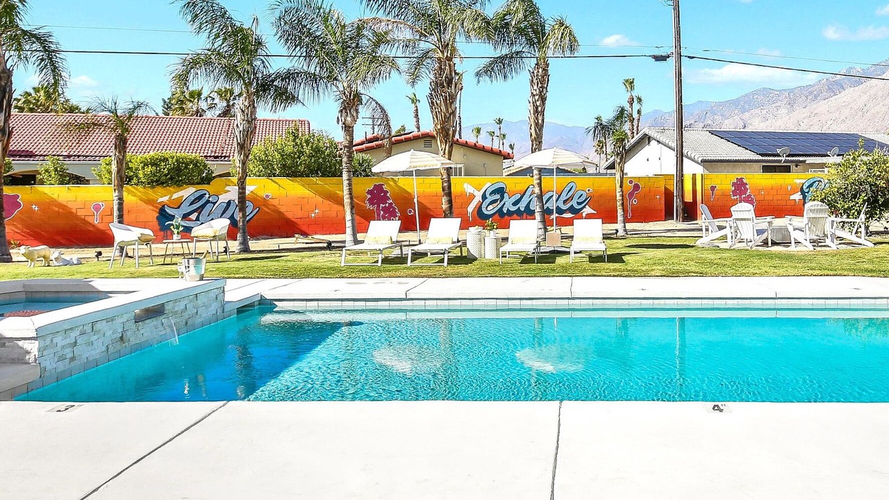 Photo of Outdoor in Racquet Club South