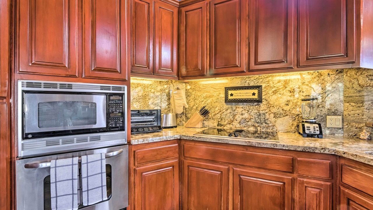 Photo of Kitchen in Pine Mountain Club
