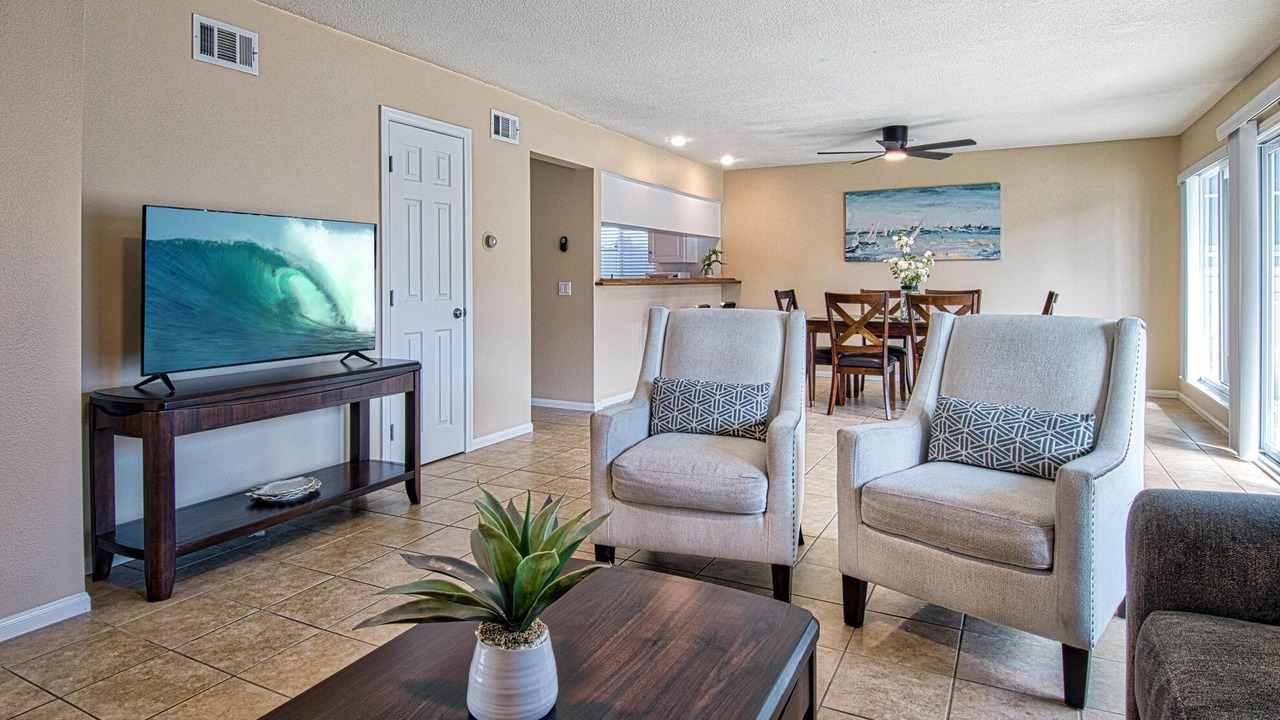 Photo of Livingroom in West Newport