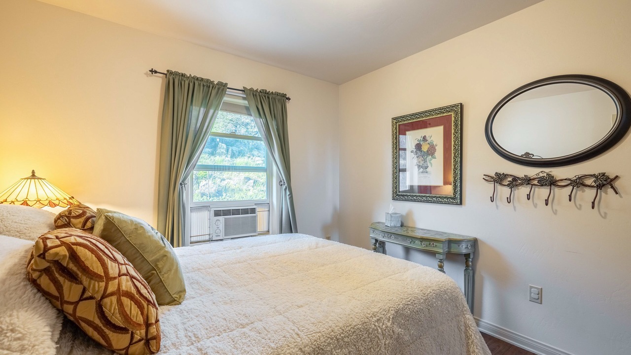 Photo of Bedroom in Julian