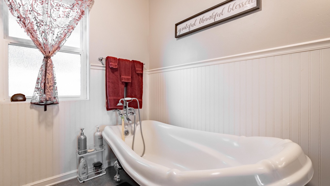 Photo of Bathroom in Julian
