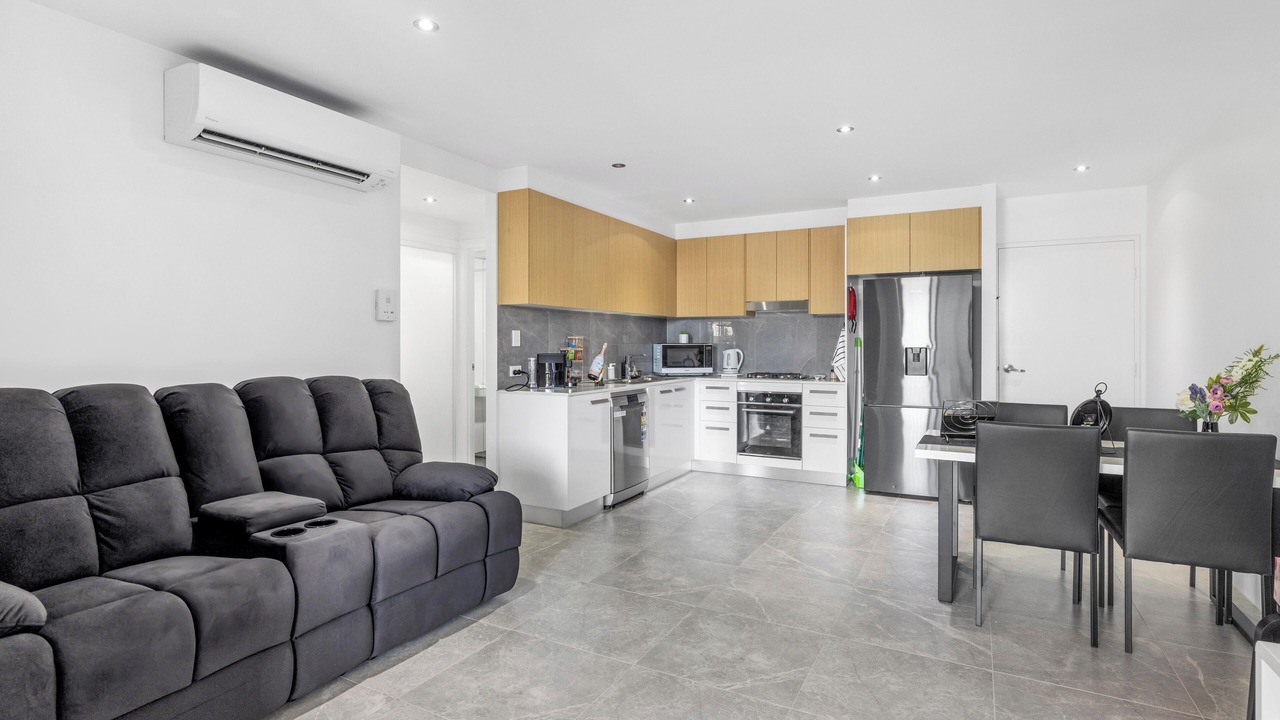 Photo of Livingroom in Sandstone Point