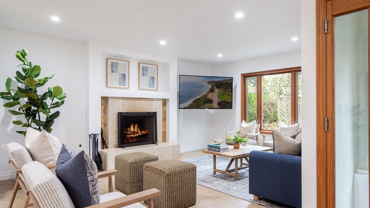 Photo of Livingroom in West Mesa