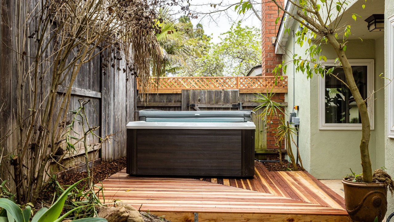 Photo of Patio Balcony in West Mesa