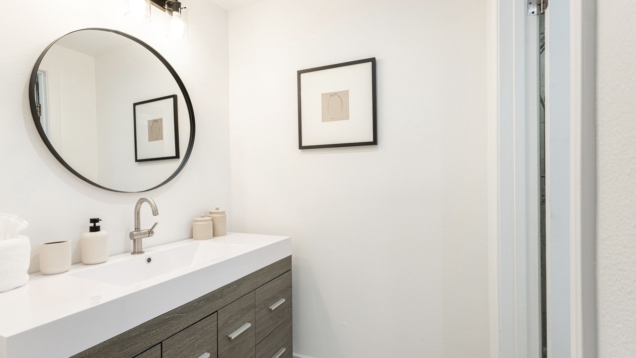 Photo of Bathroom in West Mesa
