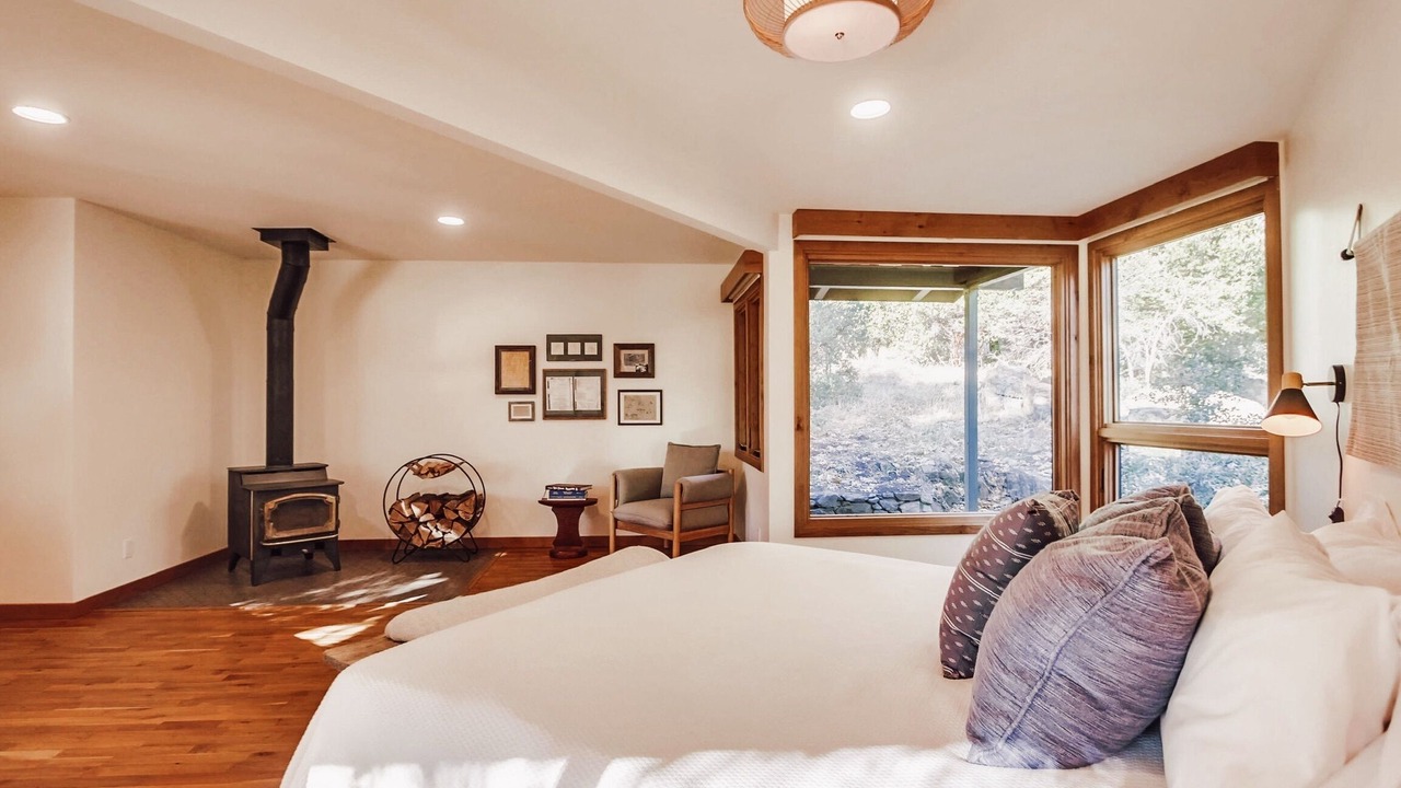 Photo of Bedroom in Julian
