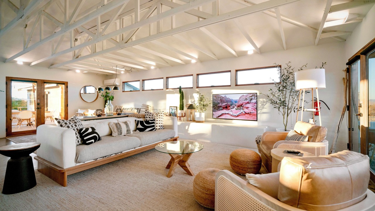 Photo of Livingroom in Landers