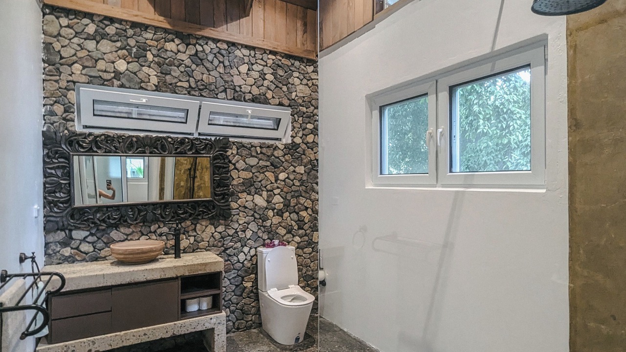 Photo of Bathroom in Tagaqe