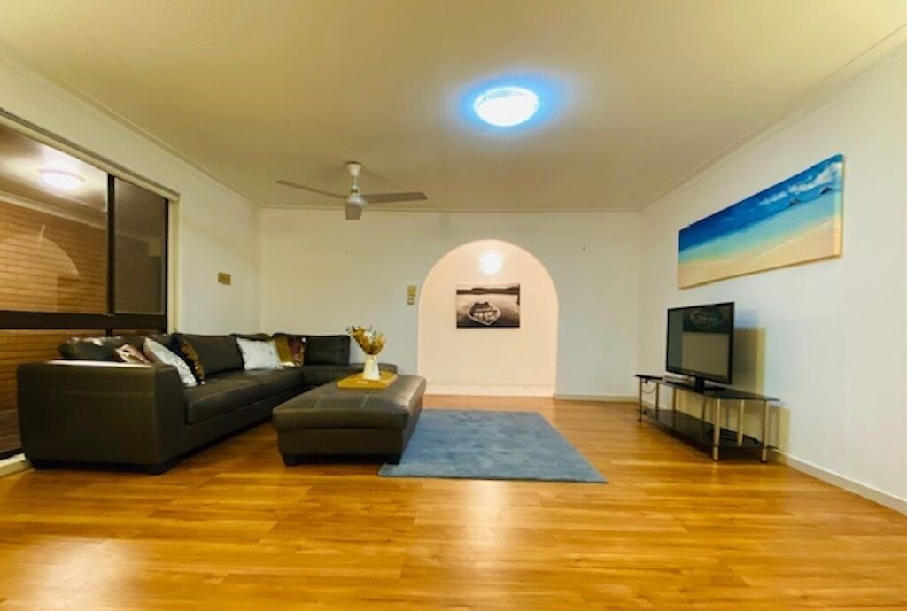 Photo of Livingroom in Mermaid Waters
