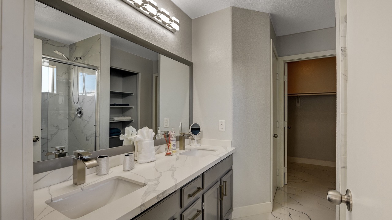 Photo of Bathroom in Summerlin