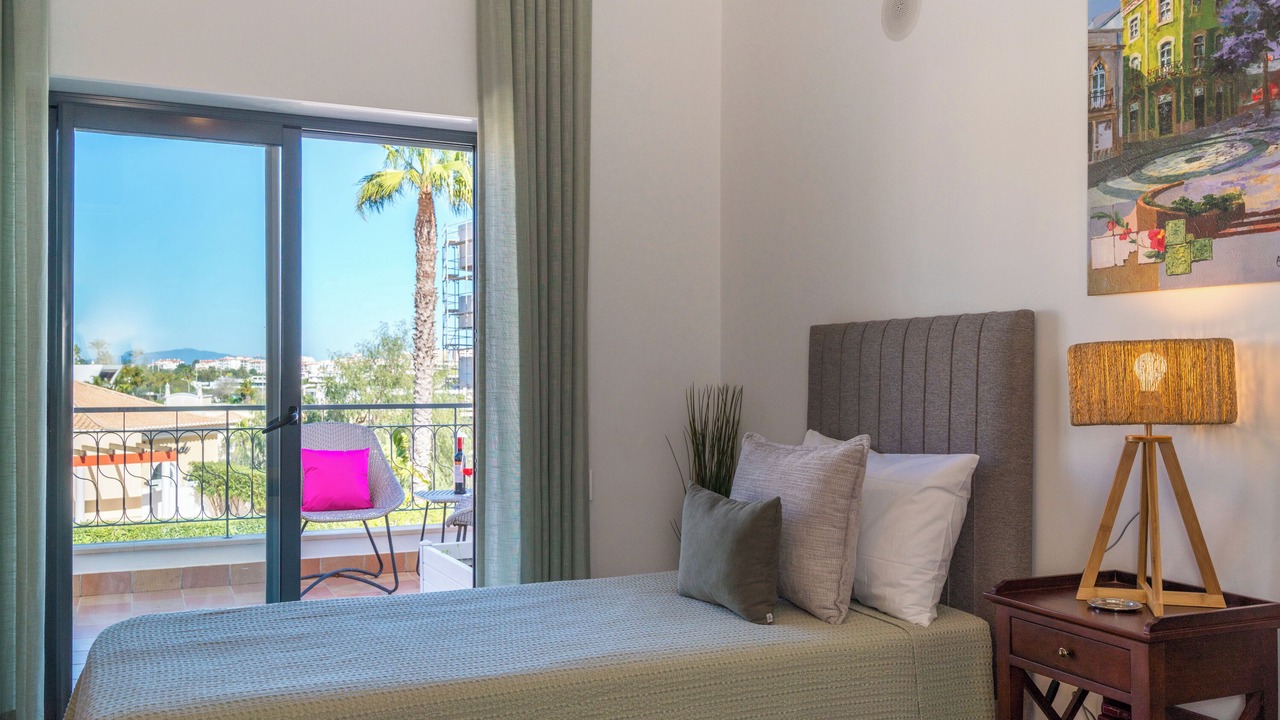 Photo of Bedroom in Porto de Mos