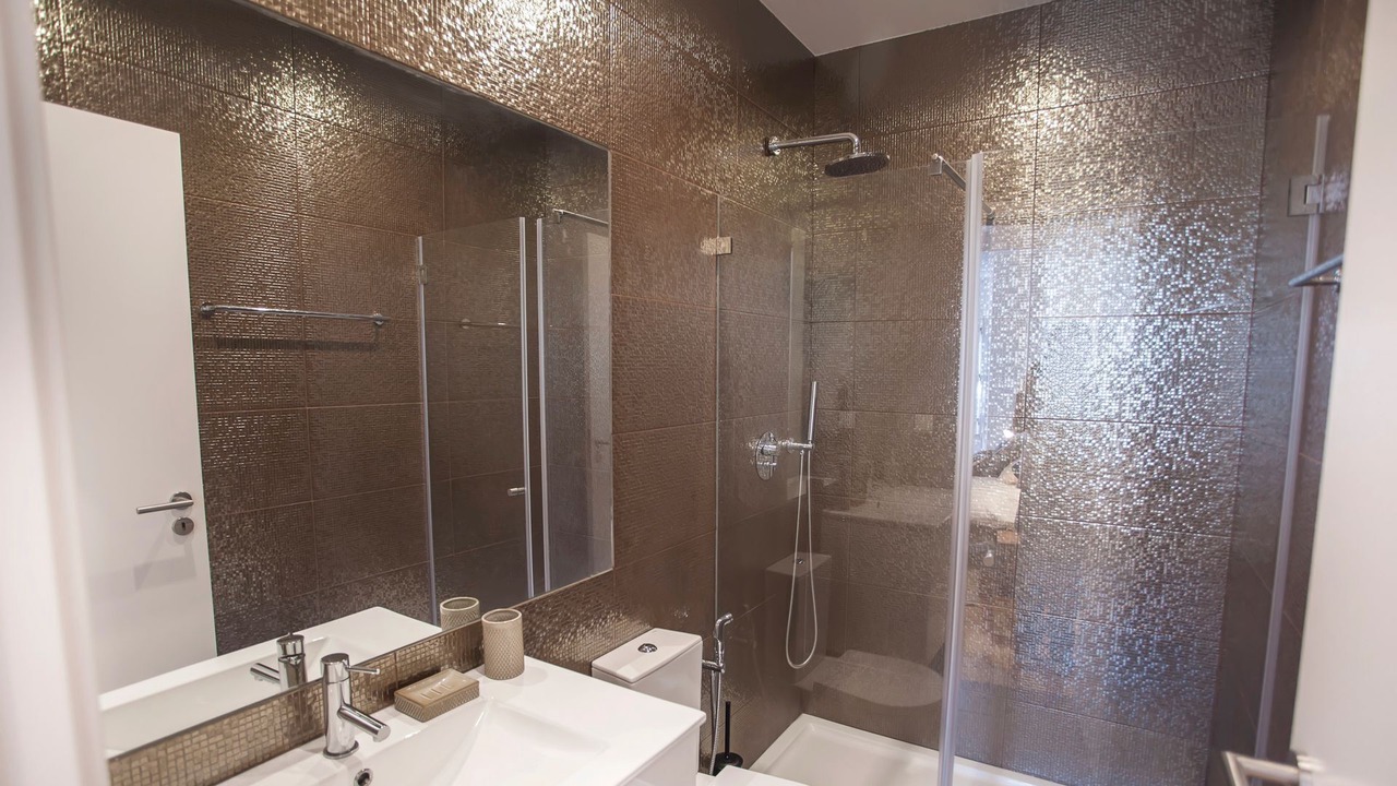 Photo of Bathroom in Chiado