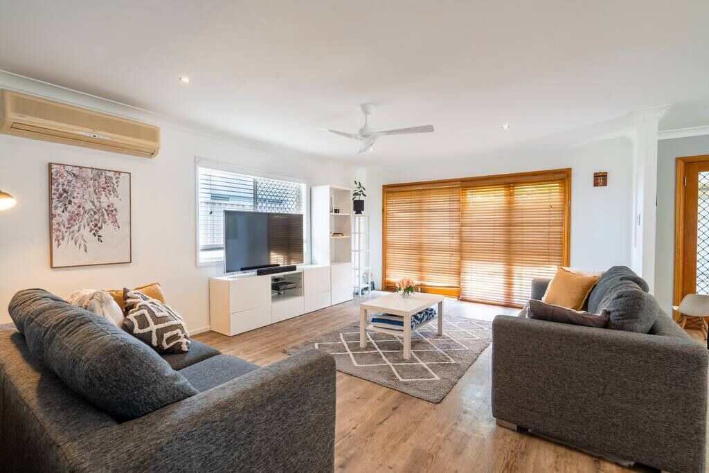 Photo of Livingroom in Burleigh Waters