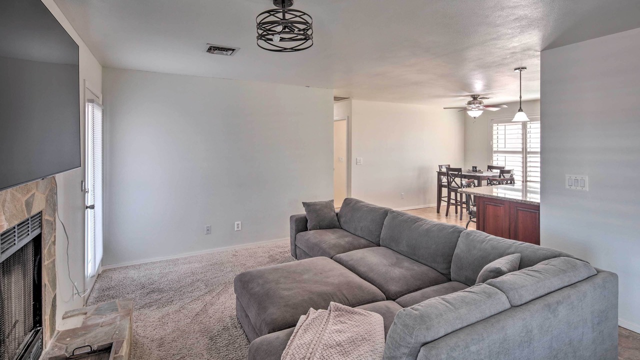 Photo of Livingroom in Cienega Springs