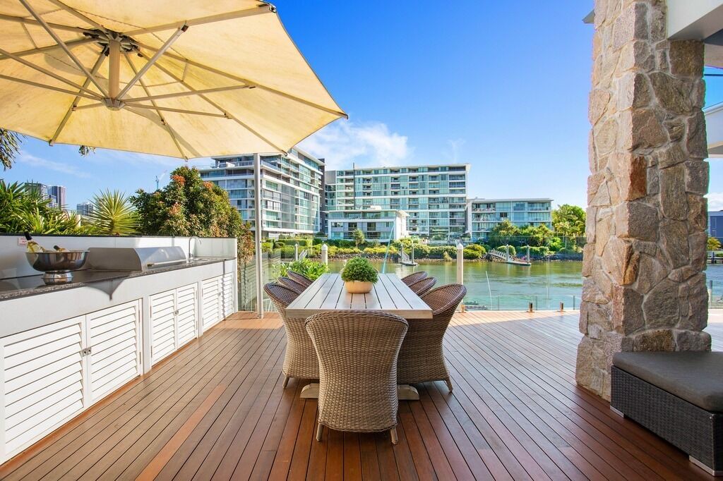 Photo of Outdoor in Broadbeach Waters