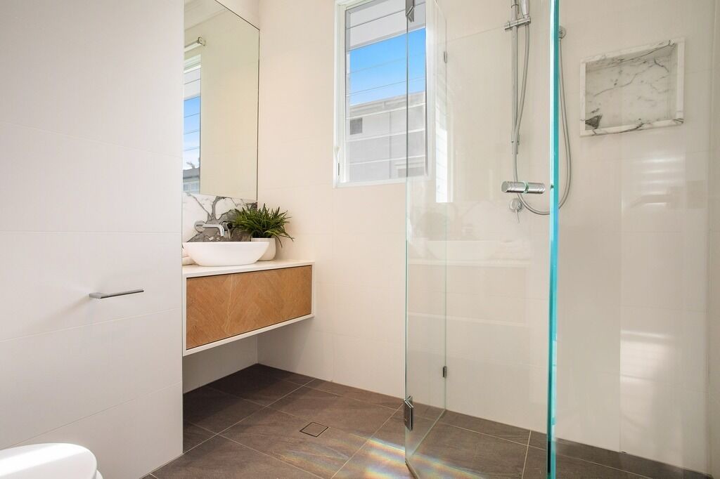 Photo of Bathroom in Broadbeach Waters