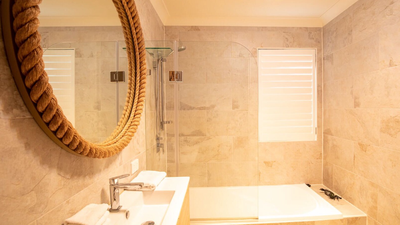 Photo of Bathroom in Point Lookout