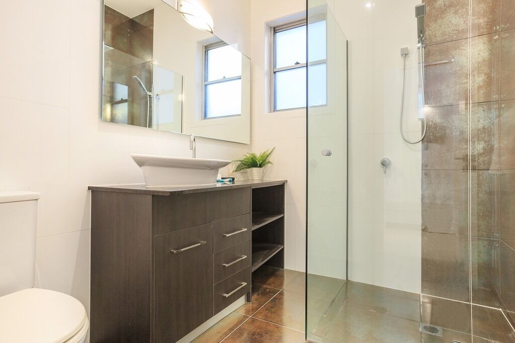Photo of Bathroom in Broadbeach Waters