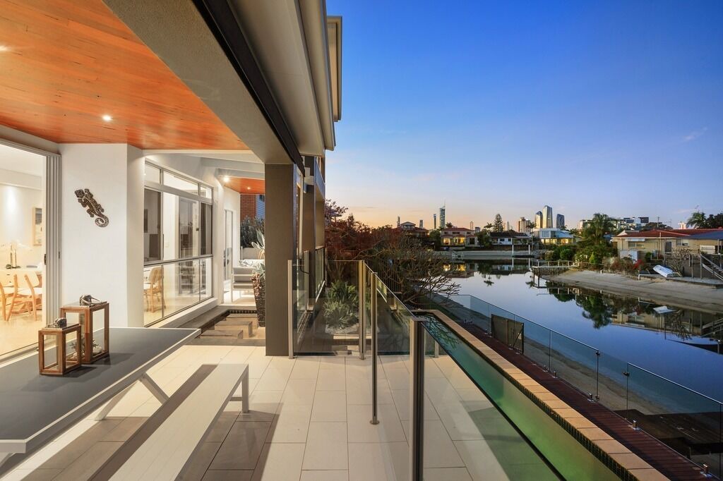 Photo of Patio Balcony in Broadbeach Waters