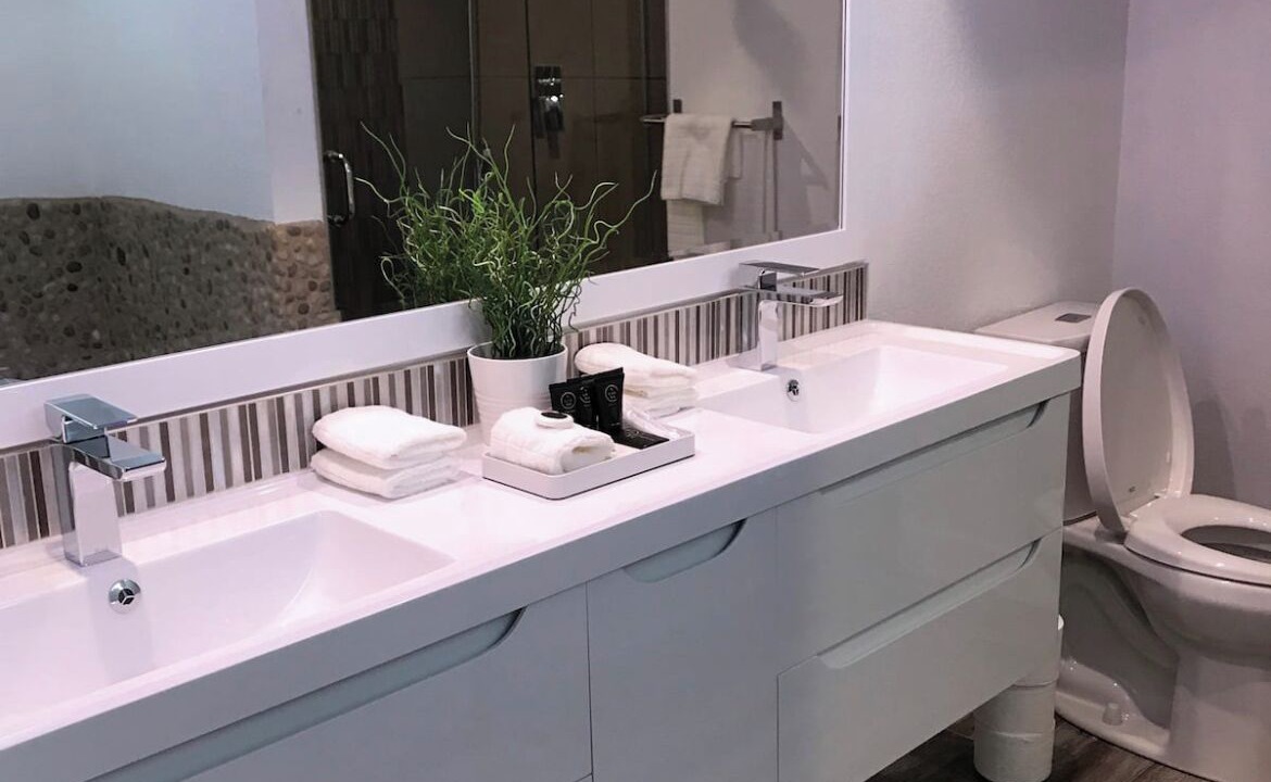 Photo of Bathroom in Sunrise Vista Chino